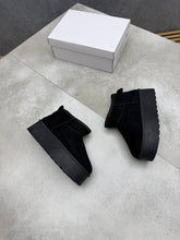 Load image into Gallery viewer, Slipper