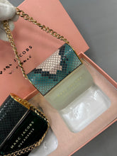 Load image into Gallery viewer, Perfume