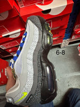 Load image into Gallery viewer, Shoes