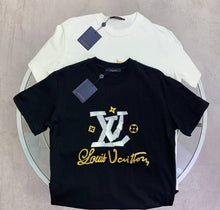 Load image into Gallery viewer, Tshirt