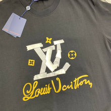 Load image into Gallery viewer, Tshirt