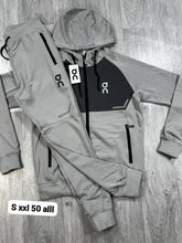 Load image into Gallery viewer, Tracksuit men