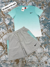 Load image into Gallery viewer, T-shirt
