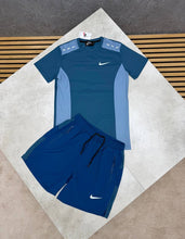 Load image into Gallery viewer, T-shirt