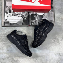 Load image into Gallery viewer, Shoes men