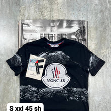 Load image into Gallery viewer, T-shirt