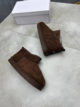 Load image into Gallery viewer, Shoes