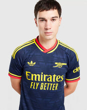 Load image into Gallery viewer, Tshirt