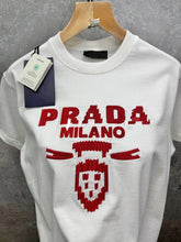 Load image into Gallery viewer, Tshirt