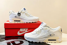Load image into Gallery viewer, Shoes