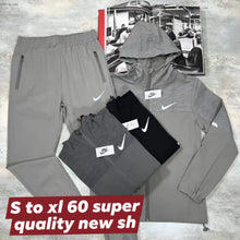 Load image into Gallery viewer, Tracksuit men