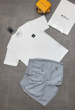 Load image into Gallery viewer, Tshirt