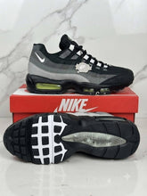 Load image into Gallery viewer, Shoes men