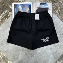 Load image into Gallery viewer, Short
