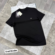 Load image into Gallery viewer, Tshirt