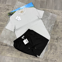 Load image into Gallery viewer, Tshirt