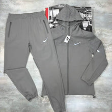 Load image into Gallery viewer, Tracksuit men