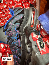 Load image into Gallery viewer, Shoes