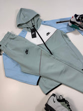 Load image into Gallery viewer, Tracksuit men