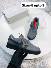 Load image into Gallery viewer, Shoes