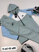 Load image into Gallery viewer, Tracksuit men