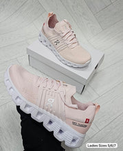 Load image into Gallery viewer, Shoes