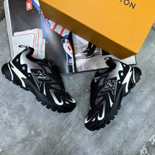 Load image into Gallery viewer, Shoes men