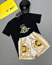 Load image into Gallery viewer, Tshirt