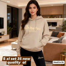 Load image into Gallery viewer, Tracksuit women