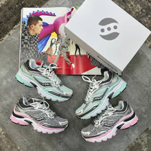 Load image into Gallery viewer, Shoes