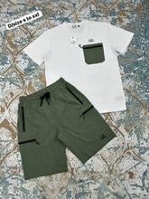 Load image into Gallery viewer, T-shirt