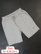 Load image into Gallery viewer, Short
