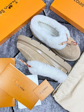 Load image into Gallery viewer, Slipper