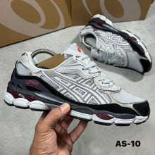 Load image into Gallery viewer, Shoes