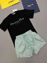 Load image into Gallery viewer, T-shirt