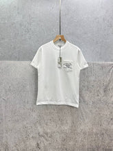 Load image into Gallery viewer, T-shirt