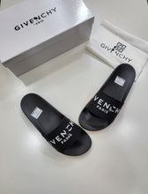 Load image into Gallery viewer, Slipper
