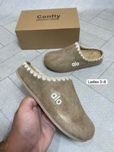 Load image into Gallery viewer, Slipper