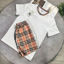 Load image into Gallery viewer, T-shirt