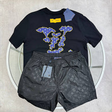 Load image into Gallery viewer, T-shirt