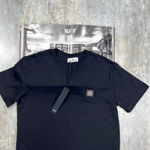 Load image into Gallery viewer, T-shirt