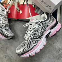 Load image into Gallery viewer, Shoes