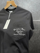 Load image into Gallery viewer, T-shirt