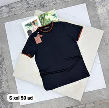 Load image into Gallery viewer, Tshirt