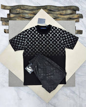 Load image into Gallery viewer, Tshirt
