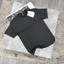 Load image into Gallery viewer, T-shirt