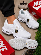 Load image into Gallery viewer, Shoes