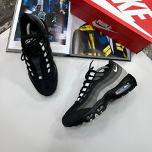 Load image into Gallery viewer, Shoes