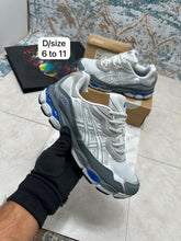 Load image into Gallery viewer, Shoes
