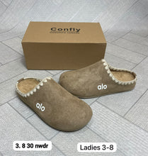 Load image into Gallery viewer, Slipper